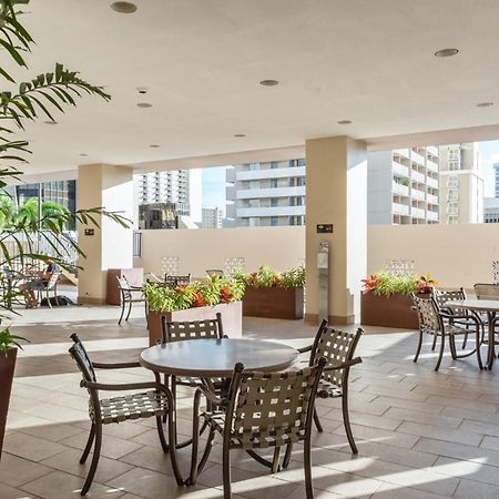 Waikiki Studio, Wifi, Parking available, extended stay Honolulu Exteriör bild