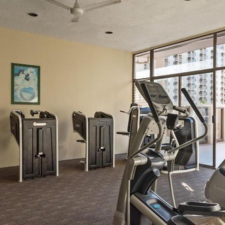Waikiki Studio, Wifi, Parking available, extended stay Honolulu Exteriör bild